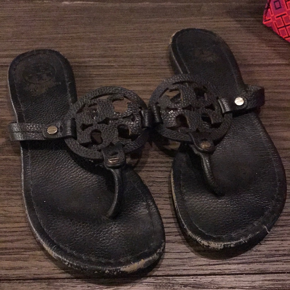 Tory Burch Black Pebble Miller Sandals Sz 8